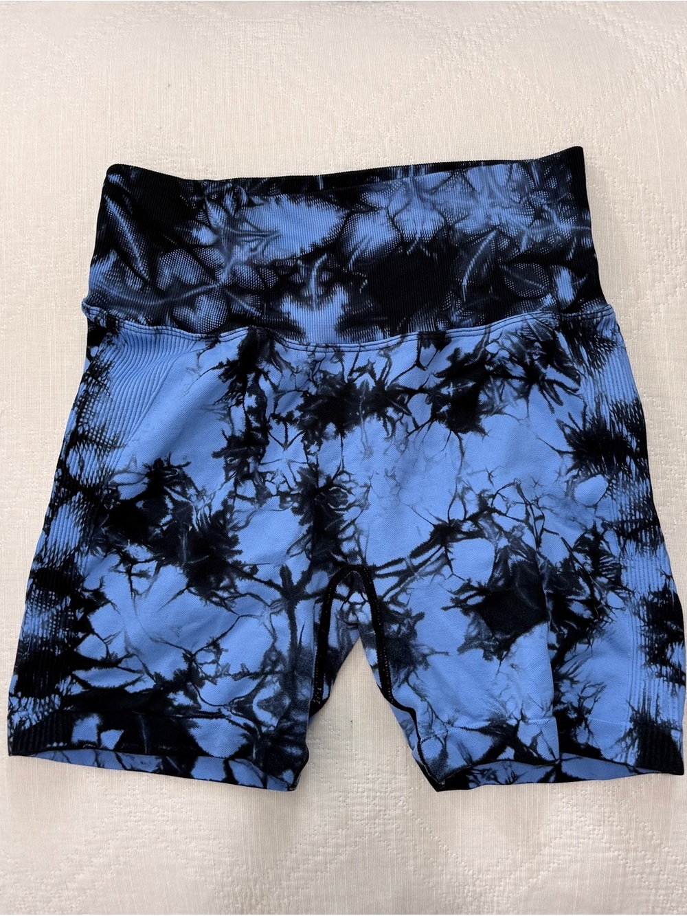 High-Waist Blue Tie-Dye Women’s Active Shorts with butt scrunch